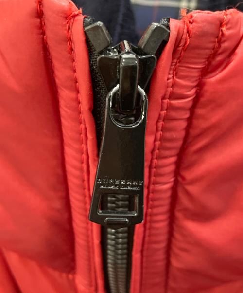 BURBERRY BLACK LABEL（バーバリーブラックレーベル）BURBERRY BLACK LABEL (バーバリーブラックレーベル) ライナー付ダウンジャケット レッド サイズ:Lの古着・服飾アイテム