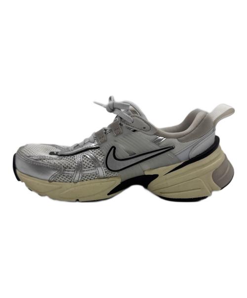 NIKE（ナイキ）NIKE (ナイキ) V2K RUN グレー サイズ:22.5cmの古着・服飾アイテム