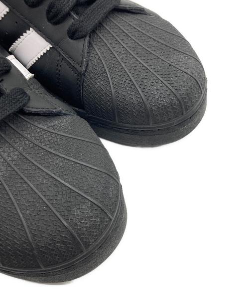 adidas（アディダス）adidas (アディダス) SUPERSTAR XLG ブラック×ホワイト サイズ:27.0cmの古着・服飾アイテム