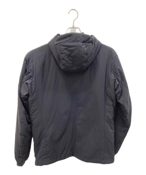 ARC'TERYX（アークテリクス）ARC'TERYX (アークテリクス) ATOM AR HOODY ブラック サイズ:Mの古着・服飾アイテム