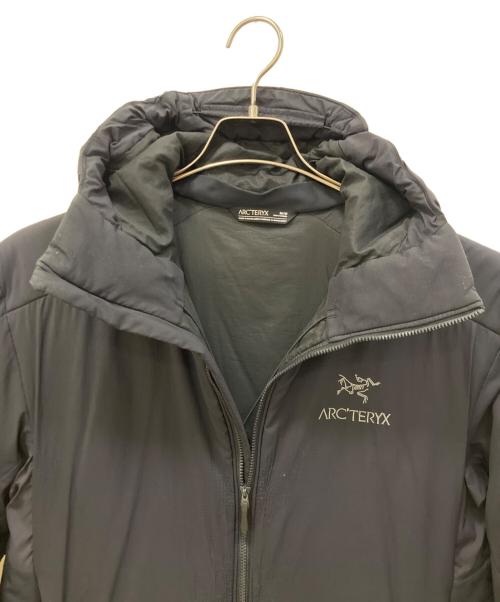 ARC'TERYX（アークテリクス）ARC'TERYX (アークテリクス) ATOM AR HOODY ブラック サイズ:Mの古着・服飾アイテム