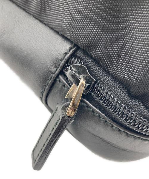 GUCCI（グッチ）GUCCI (グッチ) コスメポーチ ブラックの古着・服飾アイテム