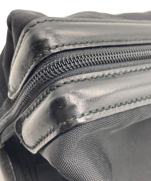 GUCCI（グッチ）GUCCI (グッチ) コスメポーチ ブラックの古着・服飾アイテム