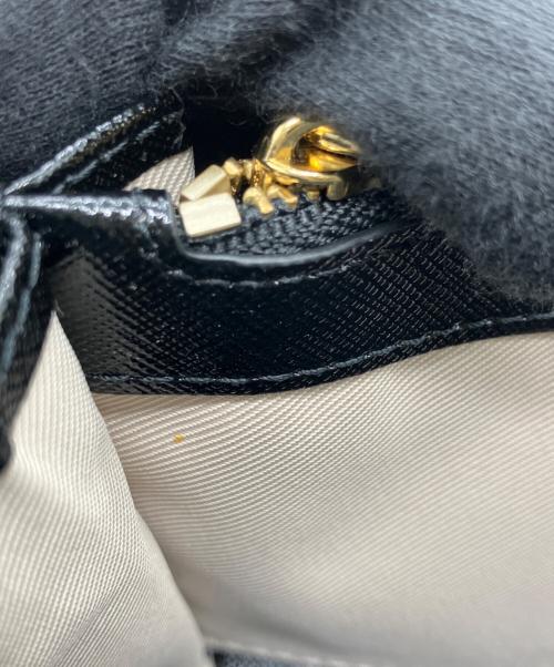 MARC JACOBS（マークジェイコブス）MARC JACOBS (マークジェイコブス) ラウンドファスナー財布 ホワイト×ブラックの古着・服飾アイテム