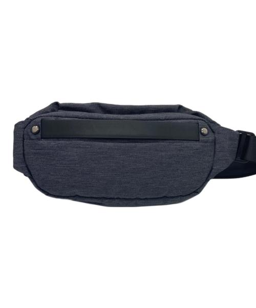 urbanature（アーバンネイチャー）URBANATURE (アーバンネイチャー) ボディバッグ グレーの古着・服飾アイテム