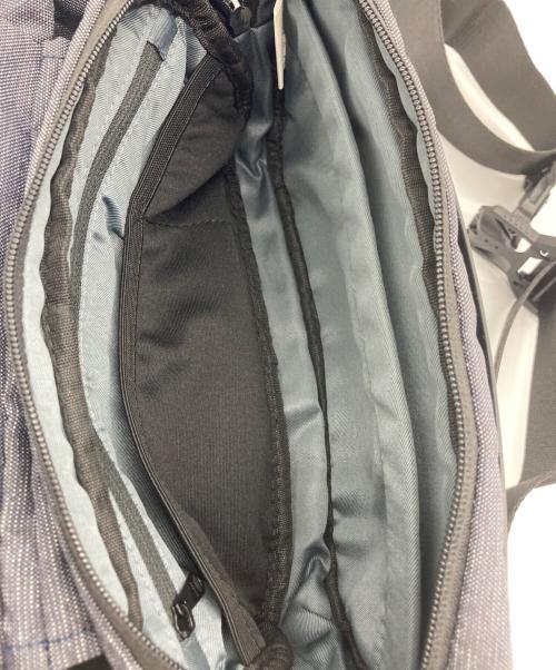 urbanature（アーバンネイチャー）URBANATURE (アーバンネイチャー) ボディバッグ グレーの古着・服飾アイテム