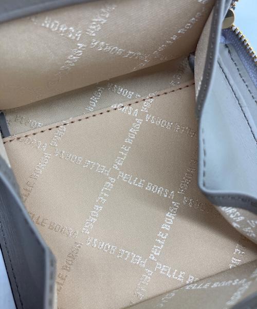 PELLE BORSA（ペレボルサ）PELLE BORSA (ペレボルサ) L字ラウンドファスナー財布 アイスグレーの古着・服飾アイテム