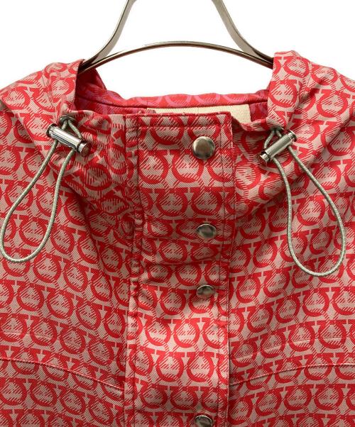 Salvatore Ferragamo（サルヴァトーレ フェラガモ）Salvatore Ferragamo (サルヴァトーレ フェラガモ) シルクフーデッドコート コーラル サイズ:44の古着・服飾アイテム