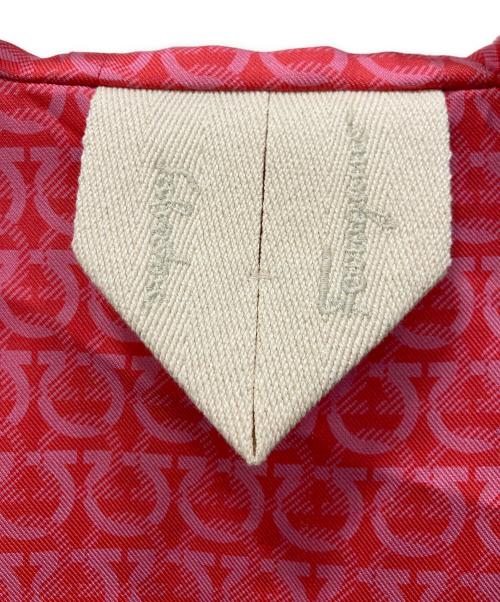 Salvatore Ferragamo（サルヴァトーレ フェラガモ）Salvatore Ferragamo (サルヴァトーレ フェラガモ) シルクフーデッドコート コーラル サイズ:44の古着・服飾アイテム