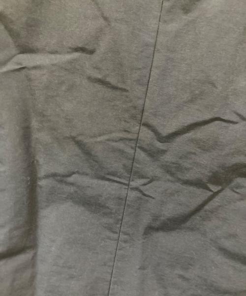 NECESSARY or UNNECESSARY（ネセサリーオアアンネセサリー）NECESSARY or UNNECESSARY (ネセサリーオアアンネセサリー) ベスト ネイビー サイズ:2の古着・服飾アイテム