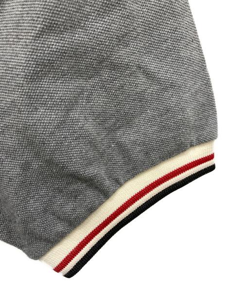 FRED PERRY（フレッドペリー）FRED PERRY (フレッドペリー) ポロシャツ グレー サイズ:38 未使用品の古着・服飾アイテム