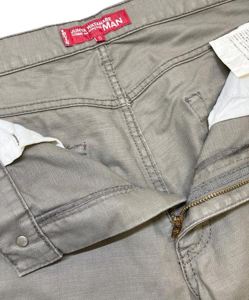 JUNYA WATANABE MAN（ジュンヤワタナベマン）JUNYA WATANABE MAN (ジュンヤワタナベマン) LEVI'S (リーバイス) デニムパンツ ベージュ サイズ:Sの古着・服飾アイテム