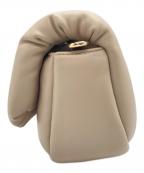 Kate Spadeケイトスペード）の古着「ダコタ パフィ レザー クロスボディ」｜ベージュ