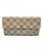 LOUIS VUITTONルイ ヴィトン）の古着「ダミエ・アズール ポルトフォイユ・サラ」｜ホワイト