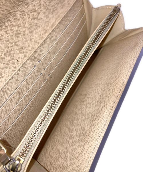 LOUIS VUITTON（ルイ ヴィトン）LOUIS VUITTON (ルイ ヴィトン) ポルトフォイユ・サラ ホワイトの古着・服飾アイテム