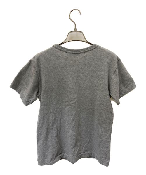 PLAY COMME des GARCONS（プレイコムデギャルソン）PLAY COMME des GARCONS (プレイコムデギャルソン) 半袖カットソー グレー サイズ:XSの古着・服飾アイテム