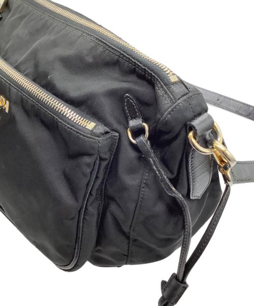 PRADA（プラダ）PRADA (プラダ) ナイロンショルダーバッグ ブラックの古着・服飾アイテム