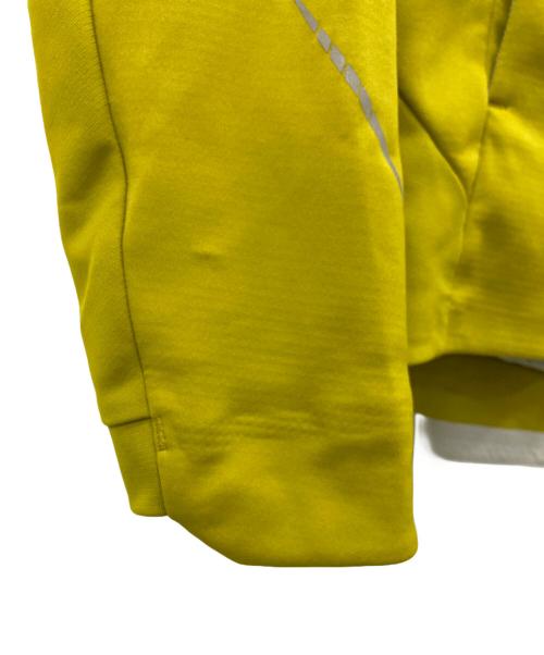 ARC'TERYX（アークテリクス）ARC'TERYX (アークテリクス) トリノジャケット カーキ サイズ:Sの古着・服飾アイテム