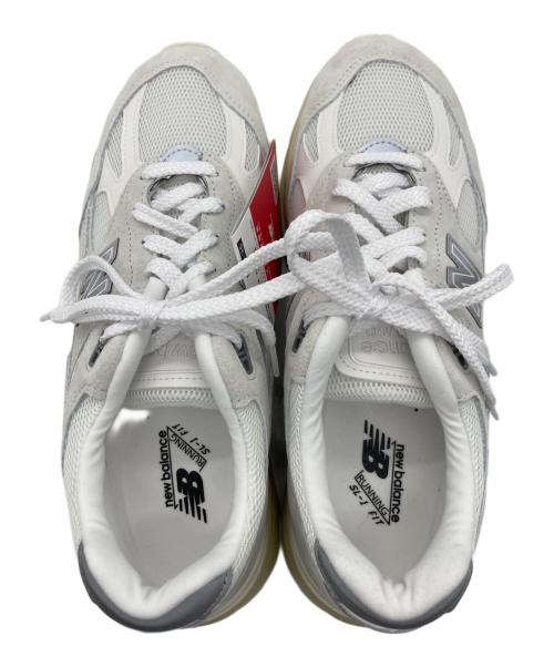 NEW BALANCE（ニューバランス）NEW BALANCE (ニューバランス) スニーカー ホワイト サイズ:UK8（26cm）の古着・服飾アイテム