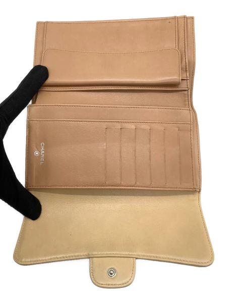 CHANEL（シャネル）CHANEL (シャネル) 長財布 ベージュの古着・服飾アイテム