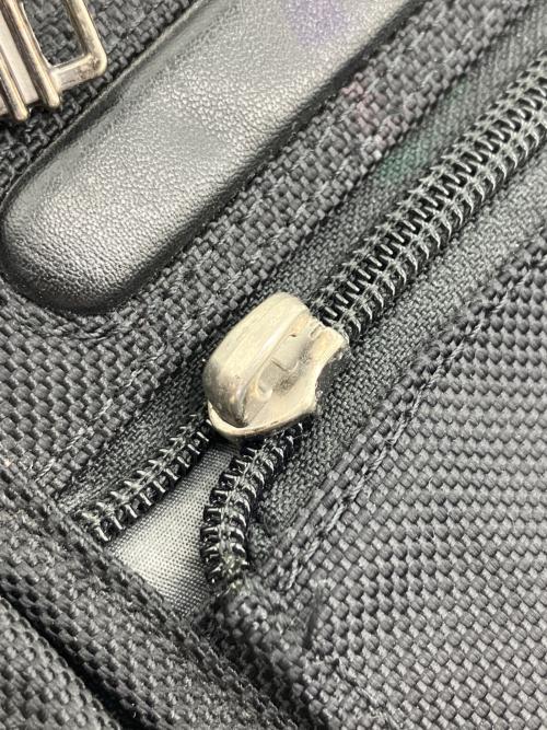 TUMI（トゥミ）TUMI (トゥミ) ビジネスバッグ ブラックの古着・服飾アイテム