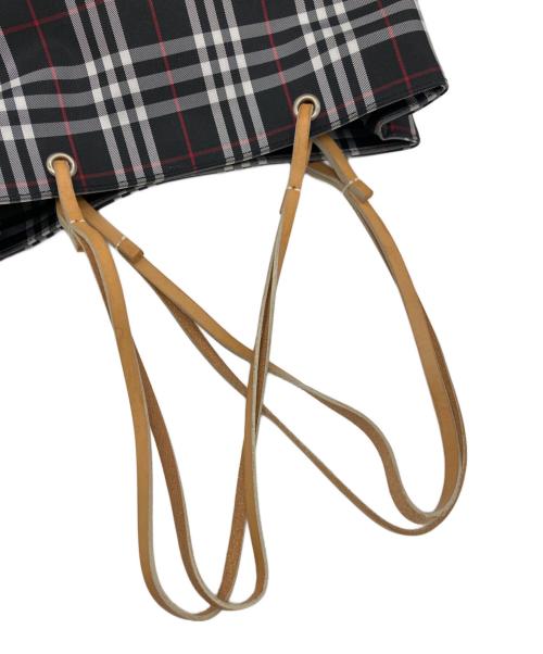 BURBERRY LONDON（バーバリーロンドン）BURBERRY LONDON (バーバリーロンドン) ナイロントートバッグ ブラック×ホワイト×レッドの古着・服飾アイテム
