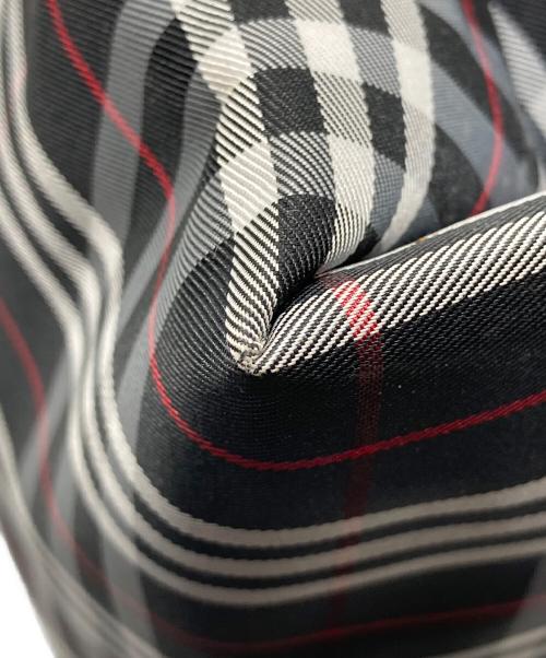 BURBERRY LONDON（バーバリーロンドン）BURBERRY LONDON (バーバリーロンドン) ナイロントートバッグ ブラック×ホワイト×レッドの古着・服飾アイテム