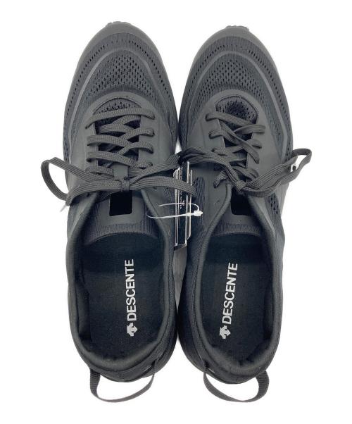 DESCENTE（デサント）DESCENTE (デサント) ランニングシューズ ブラック サイズ:28.5cm 未使用品の古着・服飾アイテム
