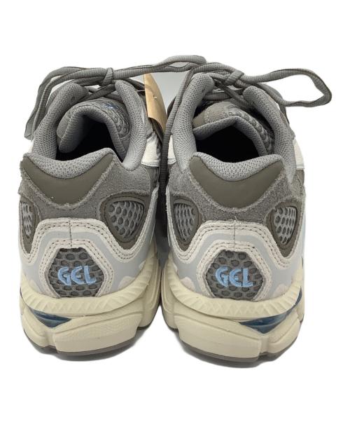 asics（アシックス）asics (アシックス) スニーカー ホワイト×グレー サイズ:26.5cm 未使用品の古着・服飾アイテム