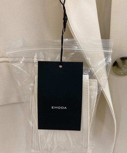 EMODA（エモダ）EMODA (エモダ) テーラードジャケット ベージュ サイズ:Free 未使用品の古着・服飾アイテム