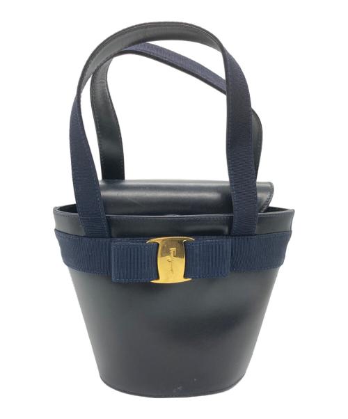 Salvatore Ferragamo（サルヴァトーレ フェラガモ）Salvatore Ferragamo (サルヴァトーレ フェラガモ) ヴァラリボンハンドバッグ ブラック×ネイビーの古着・服飾アイテム