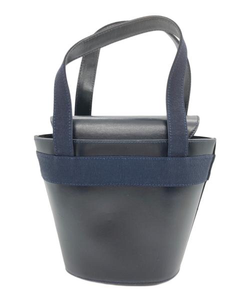 Salvatore Ferragamo（サルヴァトーレ フェラガモ）Salvatore Ferragamo (サルヴァトーレ フェラガモ) ヴァラリボンハンドバッグ ブラック×ネイビーの古着・服飾アイテム