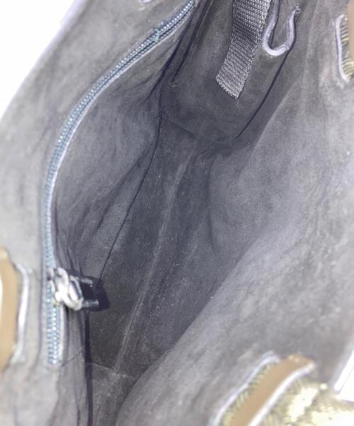 PRADA（プラダ）PRADA (プラダ) トートバッグ オリーブの古着・服飾アイテム