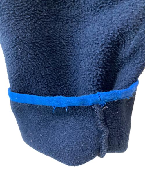 Patagonia（パタゴニア）Patagonia (パタゴニア) フリースジャケット ネイビー×レッド サイズ:XSの古着・服飾アイテム