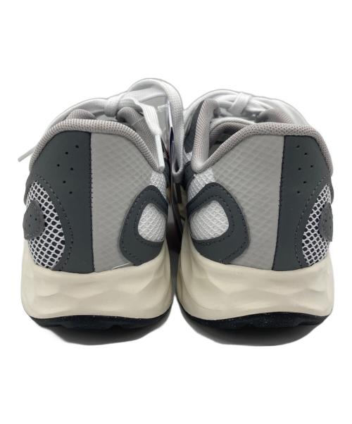 NEW BALANCE（ニューバランス）NEW BALANCE (ニューバランス) ローカットスニーカー ホワイト×グレー サイズ:25.0cm 未使用品の古着・服飾アイテム