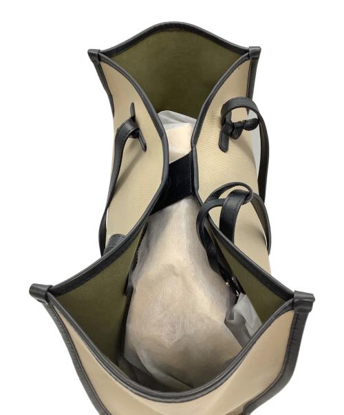 GIANNI CHIARINI（ジャンニ キアリーニ）GIANNI CHIARINI (ジャンニ キアリーニ) トートバッグ ブラック×ベージュの古着・服飾アイテム