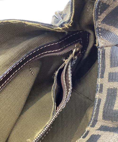 FENDI（フェンディ）FENDI (フェンディ) ハンドバッグ ブラウンの古着・服飾アイテム