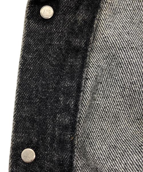 LEVI'S（リーバイス）LEVI'S (リーバイス) デニムジャケット ブラック サイズ:Lの古着・服飾アイテム