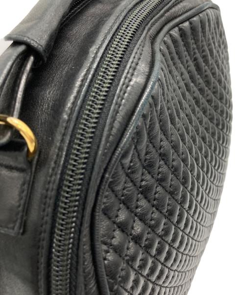 BALLY（バリー）BALLY (バリー) キルティングショルダーバッグ ブラックの古着・服飾アイテム