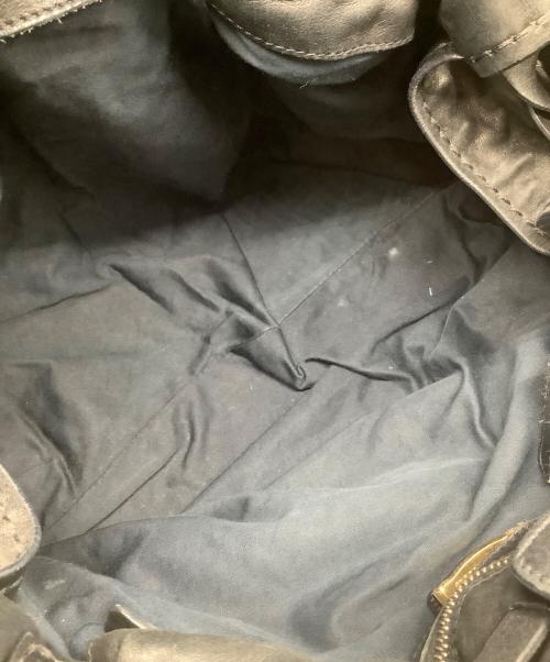 MIU MIU（ミュウミュウ）MIU MIU (ミュウミュウ) サイドリボントートバッグ ブラックの古着・服飾アイテム