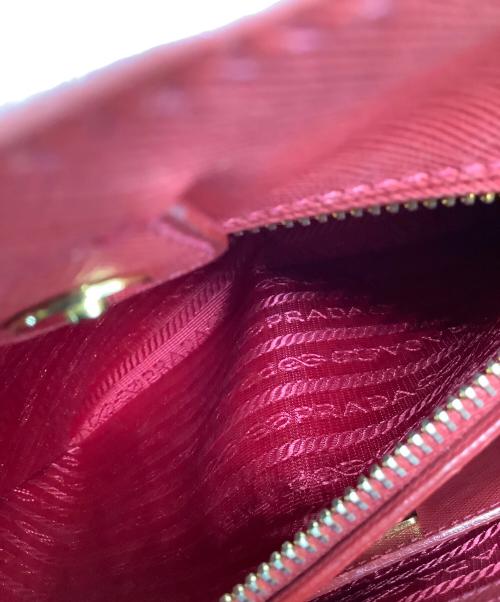 PRADA（プラダ）PRADA (プラダ) 2WAYバッグ レッドの古着・服飾アイテム