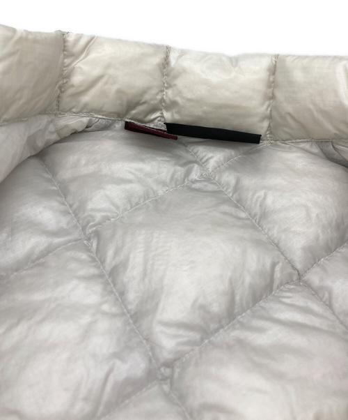 mont-bell（モンベル）mont-bell (モンベル) EXライトダウンジャケット ライトグレー サイズ:Sの古着・服飾アイテム