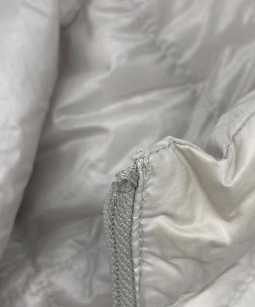 mont-bell（モンベル）mont-bell (モンベル) EXライトダウンジャケット ライトグレー サイズ:Sの古着・服飾アイテム