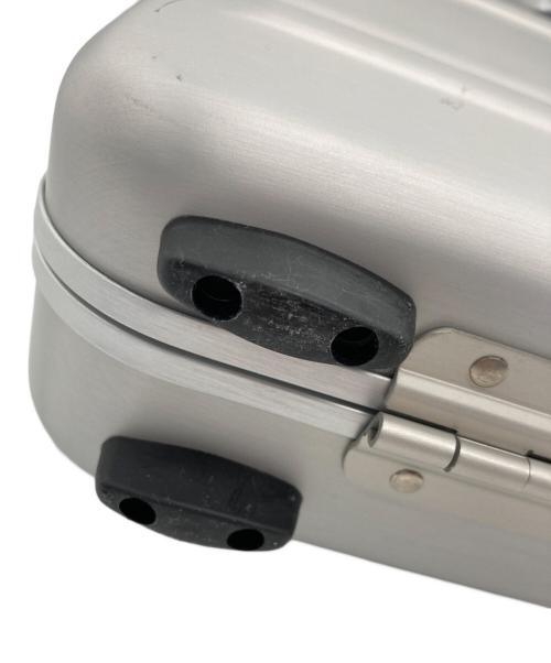 ZERO HALLIBURTON（ゼロ ハリバートン）ZERO HALLIBURTON (ゼロ ハリバートン) アタッシュケース シルバーの古着・服飾アイテム