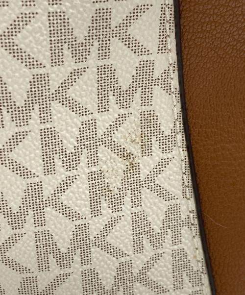 MICHAEL KORS（マイケル・コース）MICHAEL KORS (マイケル・コース) トートバッグ ホワイト×ブラウンの古着・服飾アイテム