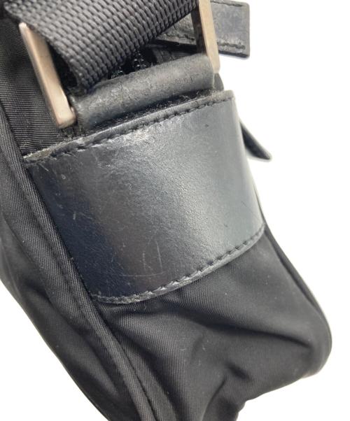 PRADA（プラダ）PRADA (プラダ) ナイロンショルダーバッグ ブラックの古着・服飾アイテム