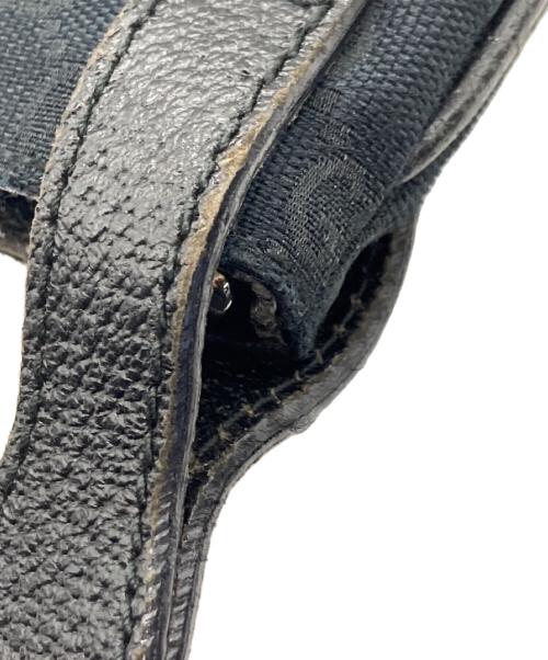 GUCCI（グッチ）GUCCI (グッチ) ショルダーバッグ ブラックの古着・服飾アイテム