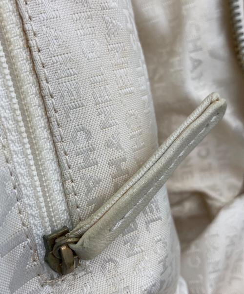 CHANEL（シャネル）CHANEL (シャネル) マシュマロハンドバッグ ホワイト×ブラックの古着・服飾アイテム