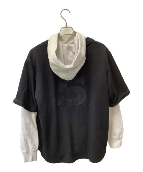 SUPREME（シュプリーム）SUPREME (シュプリーム) プルオーバーパーカー ブラック×グレー サイズ:Mの古着・服飾アイテム