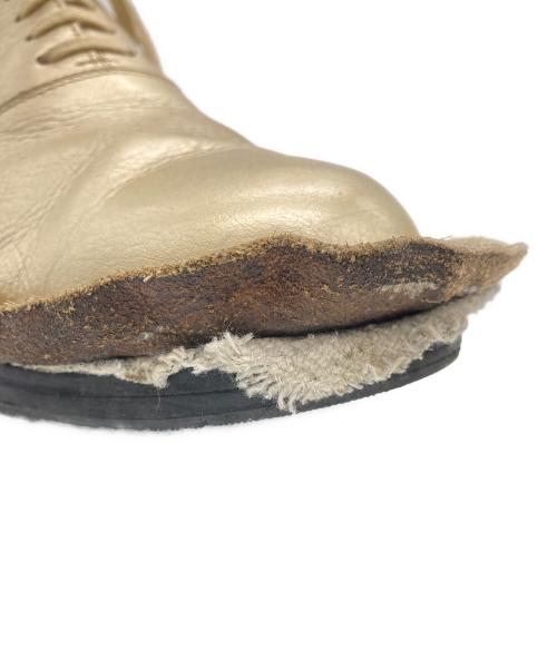 COMME des GARCONS（コムデギャルソン）COMME des GARCONS (コムデギャルソン) シューズ ゴールドカラー サイズ:26の古着・服飾アイテム